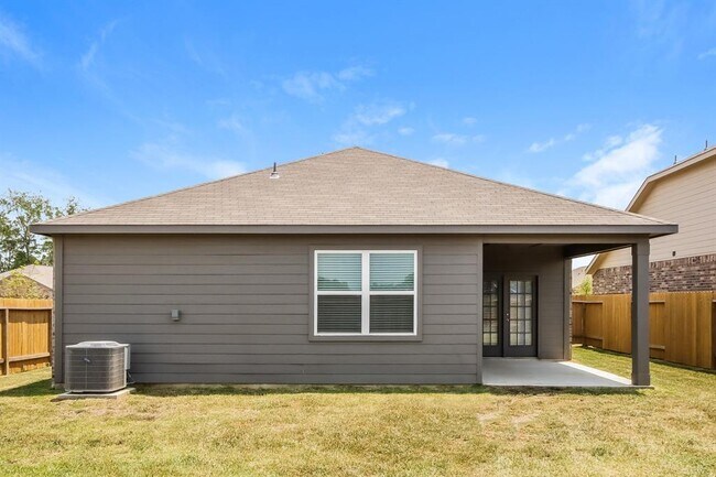 Building Photo - 25381 Cypress Bend Dr