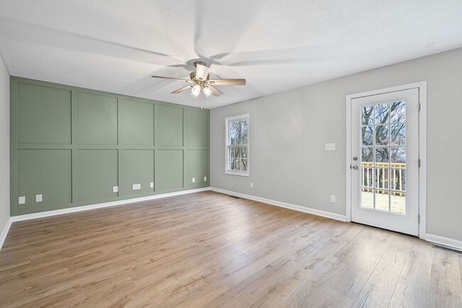 Building Photo - Spacious 3 bedroom 2 1/2 bath home for rent!