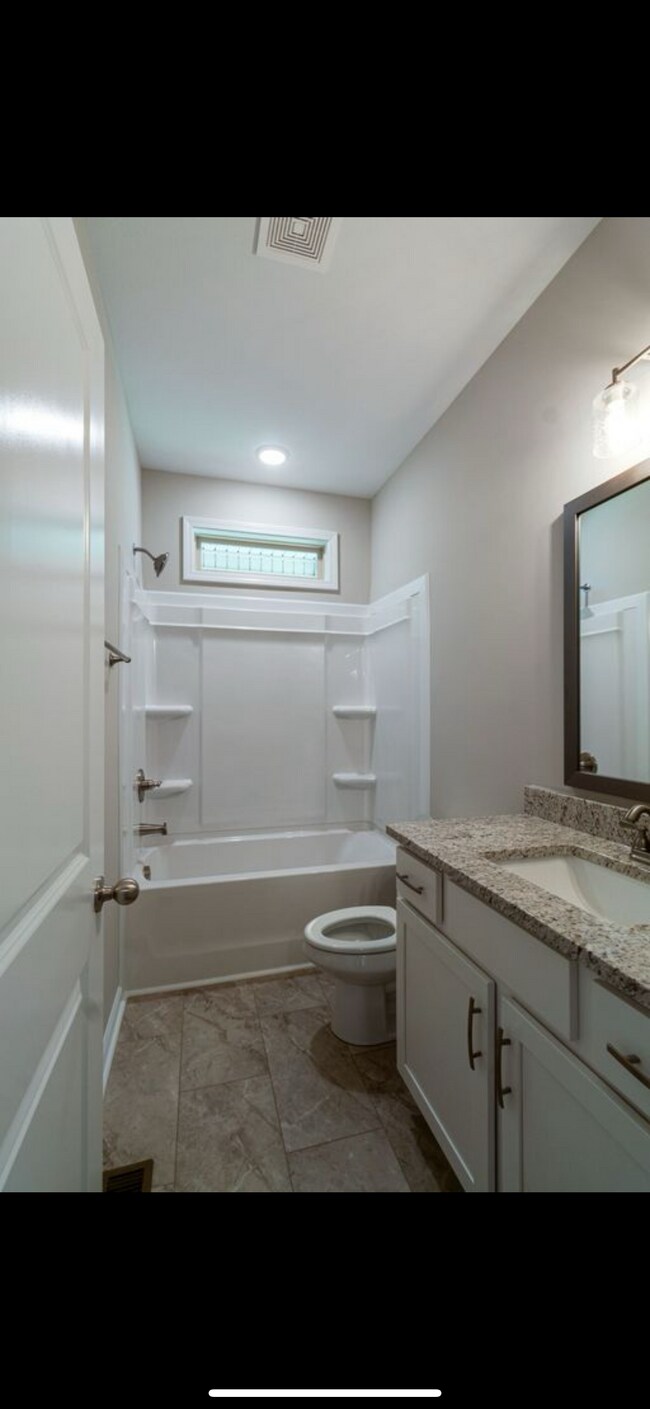 Building Photo - 65 W Fork Dr