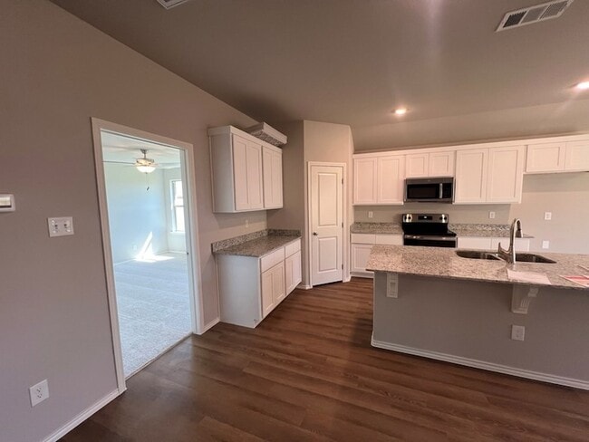 Building Photo - 7216 E County Rd 99