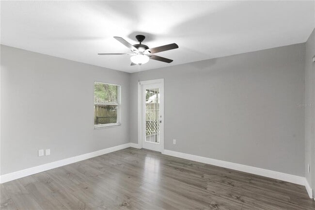 Building Photo - 1022 Norwood Dr
