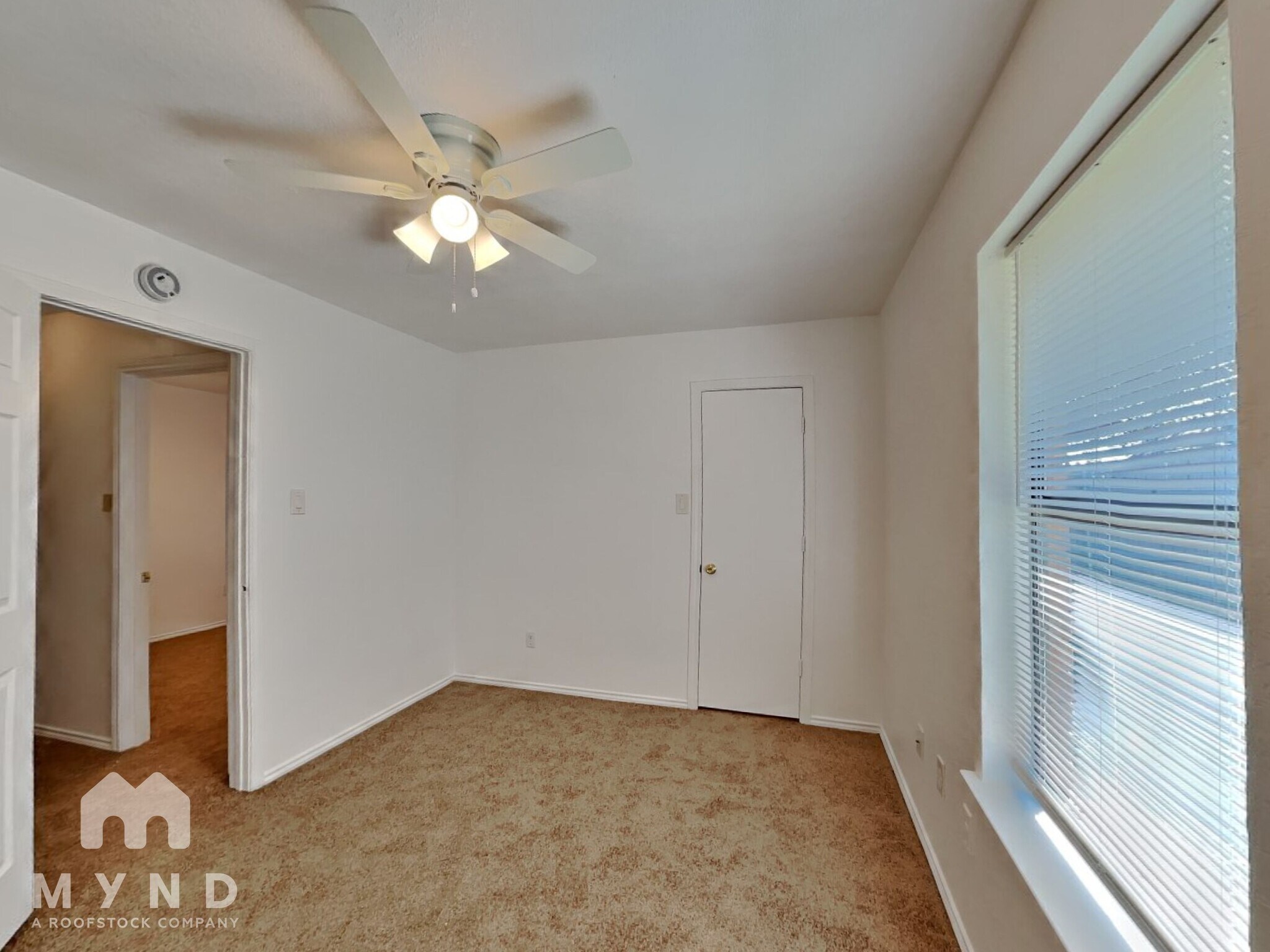 Building Photo - 1953 Kings Canyon Cir