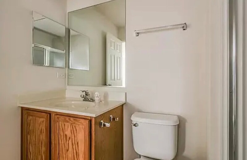 Building Photo - 676 Acadia Cir