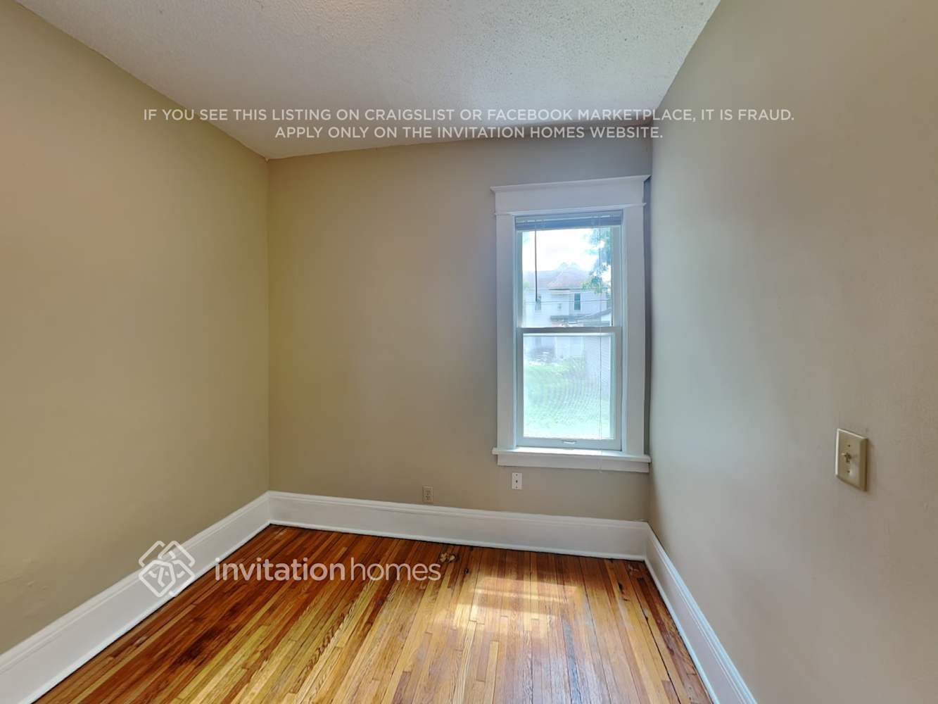 Building Photo - 1330 Dayton Ave
