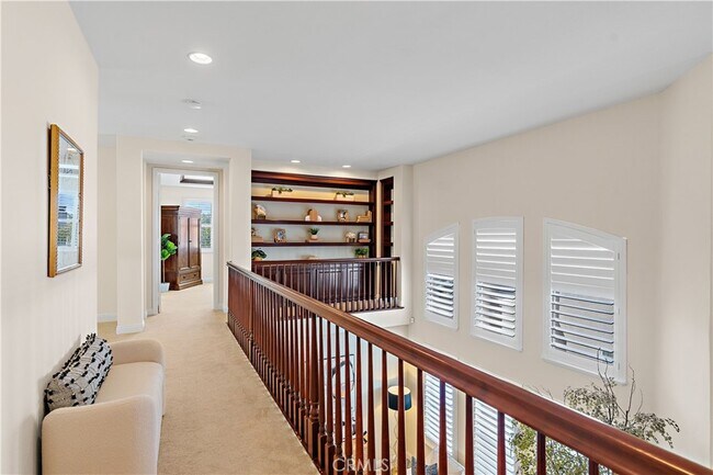 Building Photo - 18731 Stratton Ln