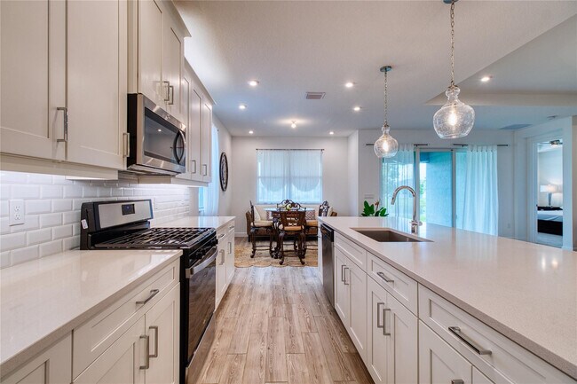 Building Photo - 10407 SW Aquila Wy