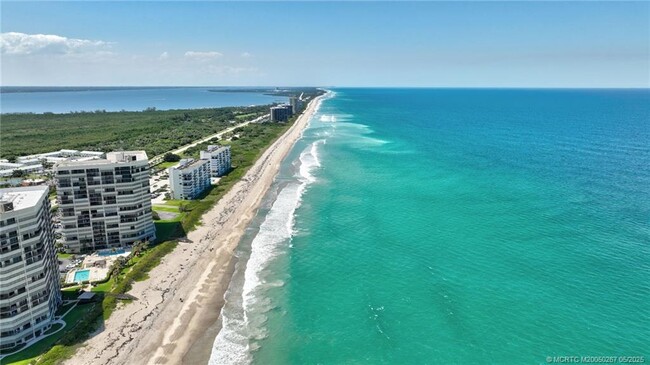 Building Photo - 9500 S Ocean Dr