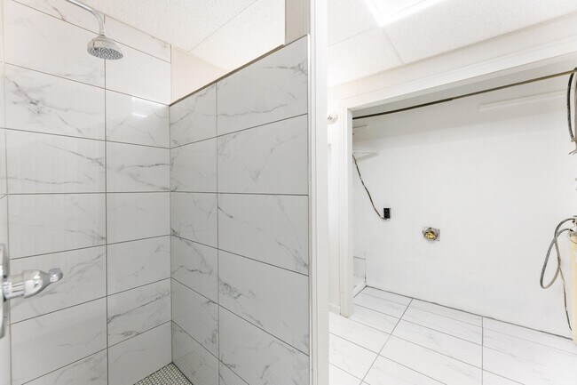 Building Photo - 3406 27th St