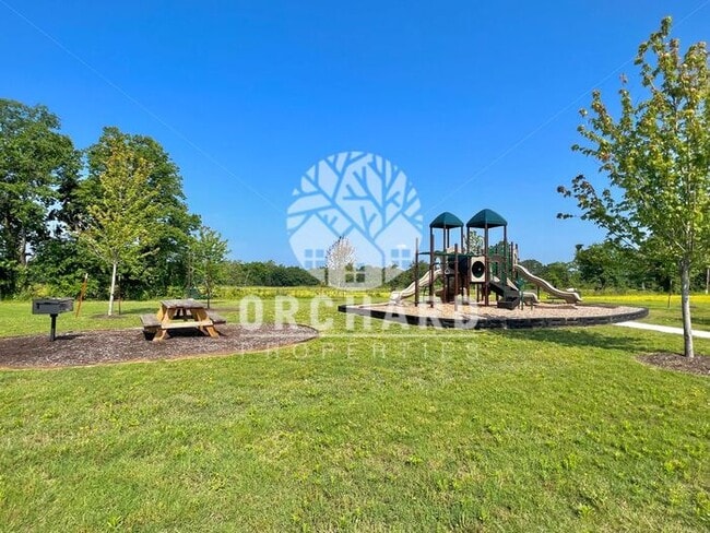 Building Photo - Haven | Endura Park- New Duplexes in Siloa...