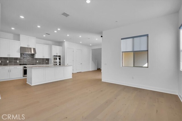 Building Photo - 164 Carmine