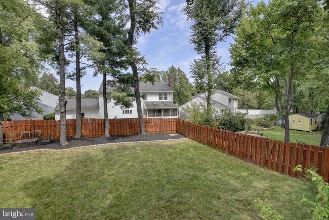 Building Photo - 618 Worchester St