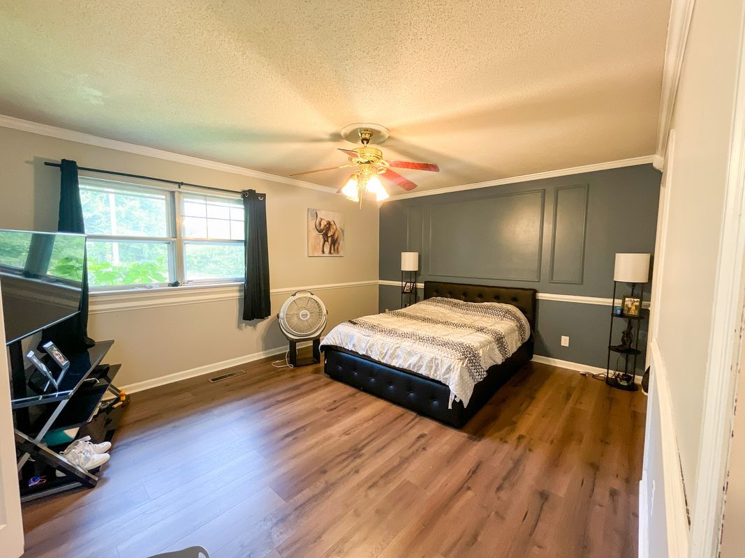 Building Photo - 6413 Edgmon Dr