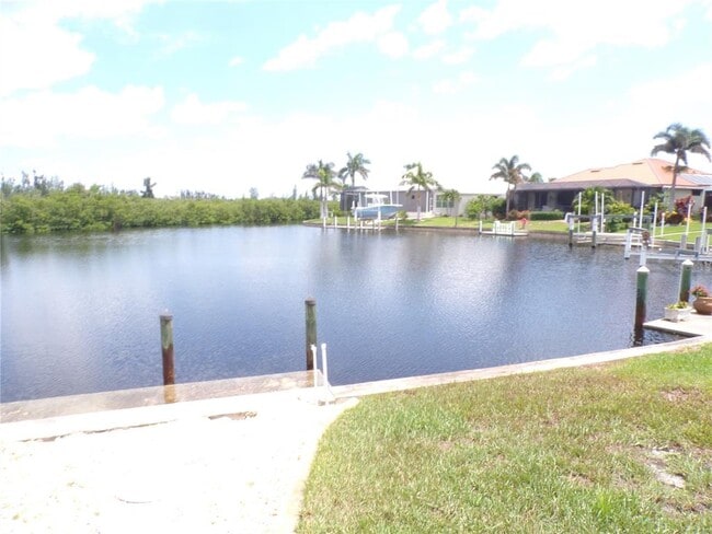Building Photo - 1412 Grebe Ct
