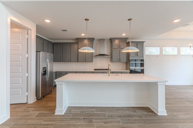 Building Photo - 215 Warbler Song Dr