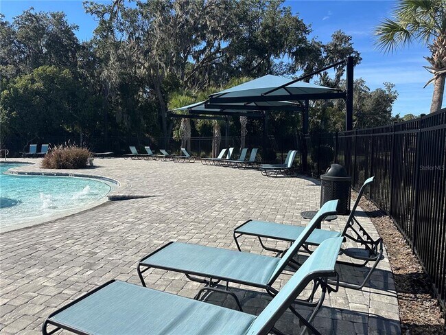 Building Photo - 2946 Canary Ave