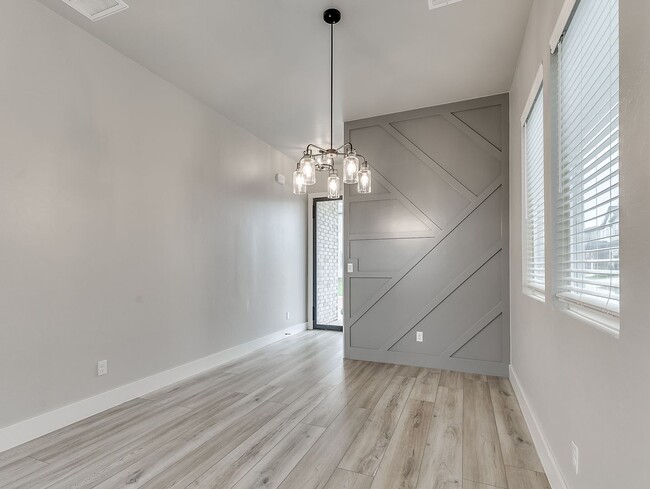 Building Photo - Beautiful home inOklahoma City