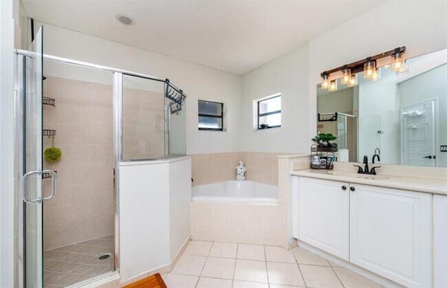 Building Photo - 24241 SW 113 Passage