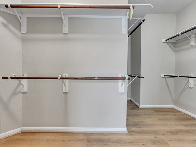 Building Photo - 10223 Sierra Grace Ln