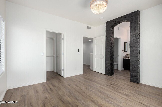 Building Photo - 21655 N 36th Ave