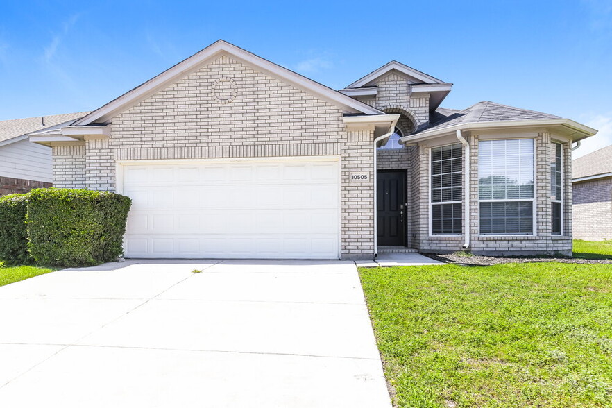 Primary Photo - 10505 Big Oak Dr