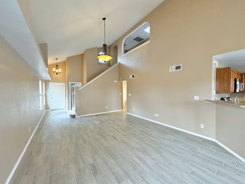 Building Photo - 14169 Tierra Delfin Dr