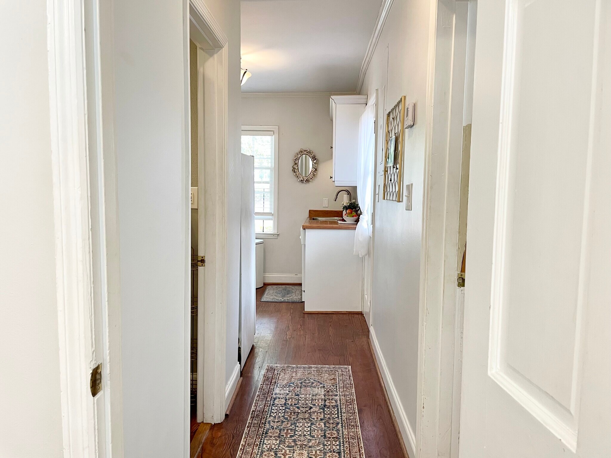 215 - 215 W Taylor St