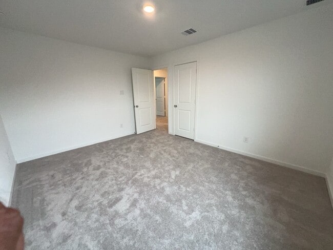 Building Photo - 9719 Lucky knot Ln