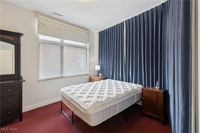 Building Photo - 55 E College St