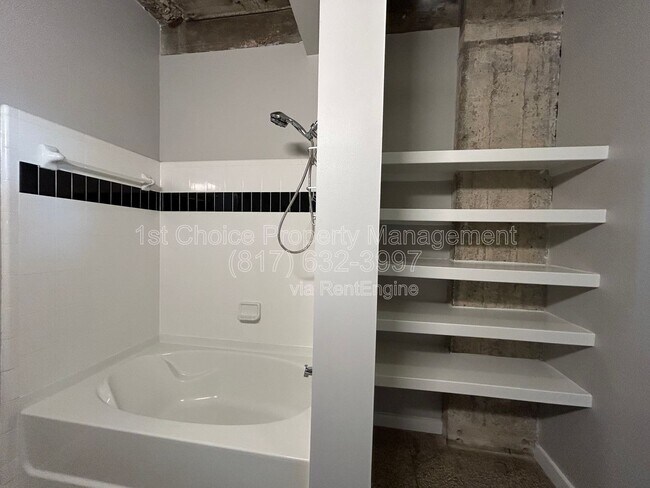 Building Photo - 221 W Lancaster Ave