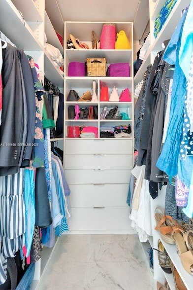 Building Photo - 501 NE 31st St