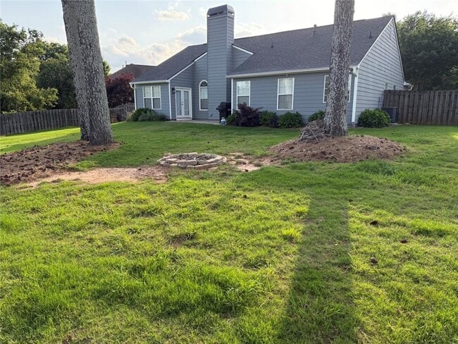 Building Photo - 1425 Overland Crossing