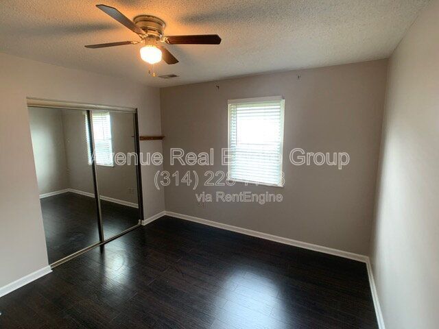 Building Photo - 1662 E Swan Cir