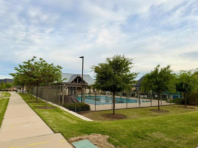 Building Photo - 1300 Ethan Dr