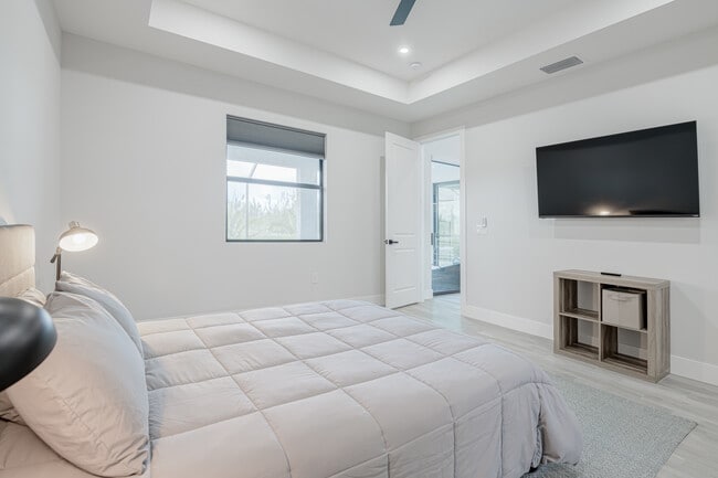 Building Photo - 3432 SW 8th St