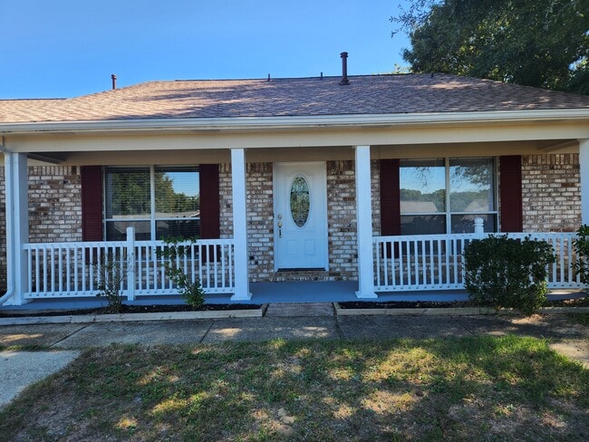 Building Photo - 7551 Northpointe Blvd