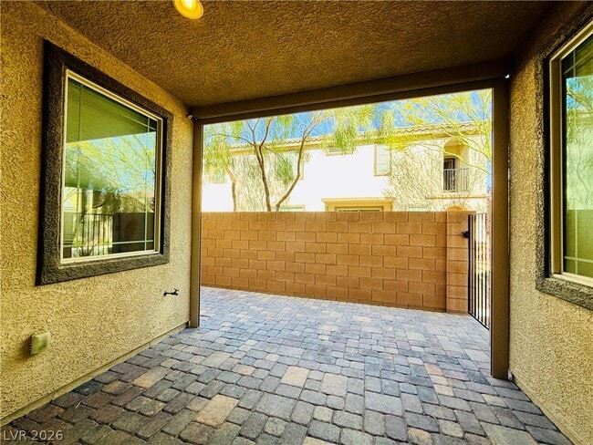 Building Photo - 3041 Savella Ave