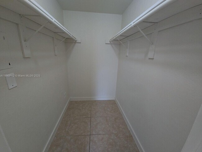 Building Photo - 15340 SW 106th Terrace