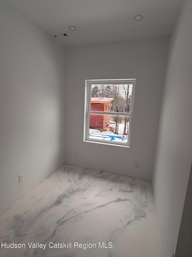 Building Photo - 6137 Main St