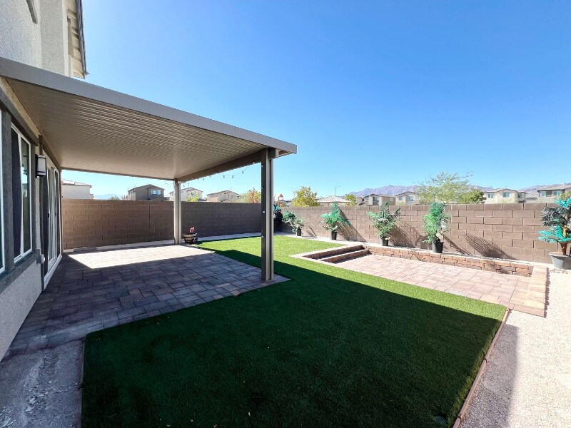 Building Photo - 2878 Sweeping Palm Rd