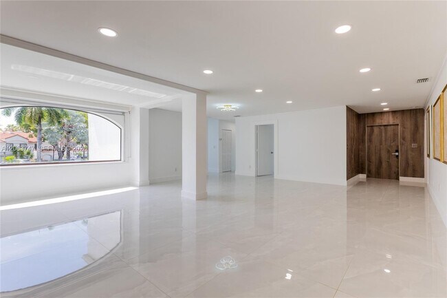 Building Photo - 3571 Magellan Cir