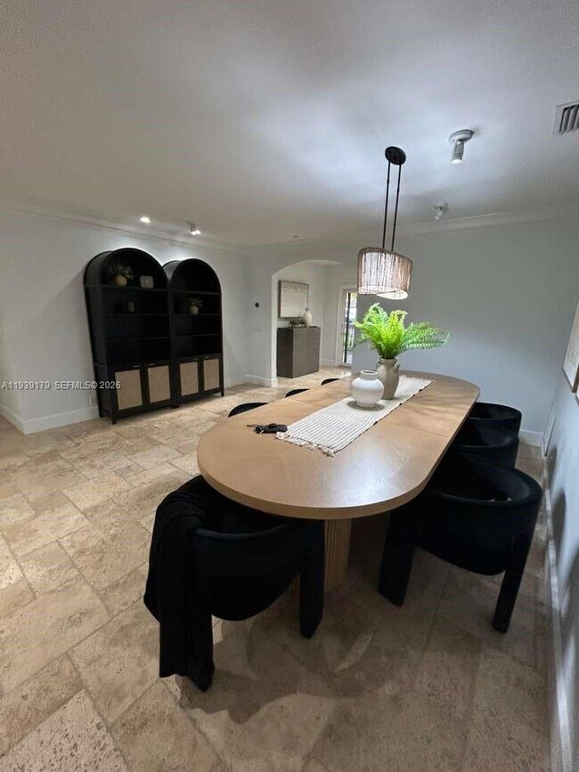 Building Photo - 1108 Washington St