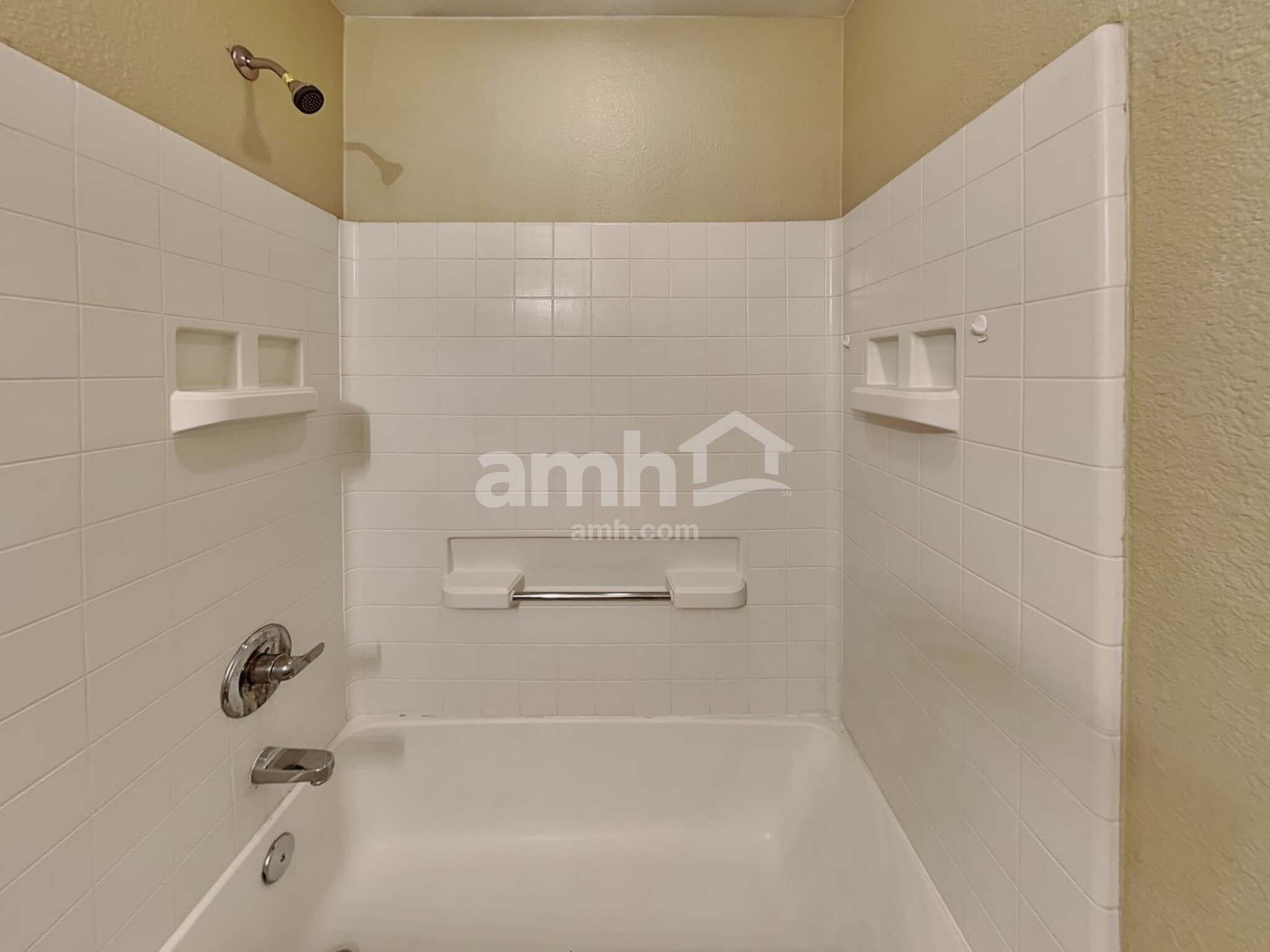 Building Photo - 5895 E Tercel Dr