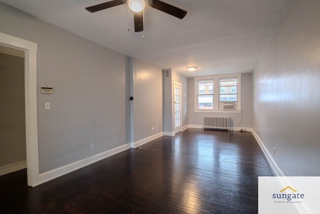 Building Photo - 414 Elrino St