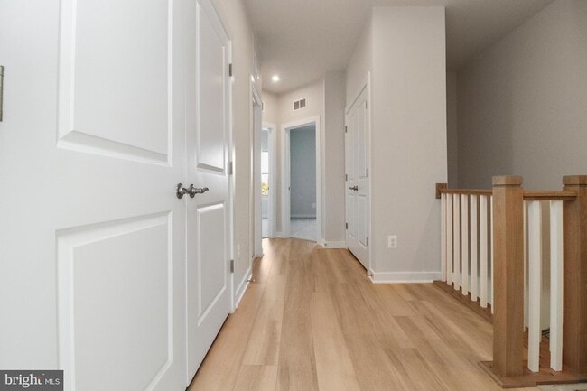 Building Photo - 2176 Glacier Rd