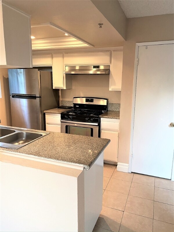 Building Photo - 139 Avenida Miramar