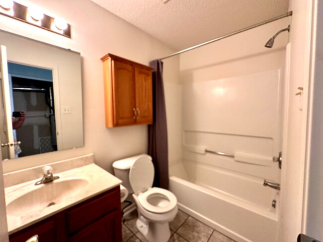 Building Photo - 9393 W Quarter Moon Dr