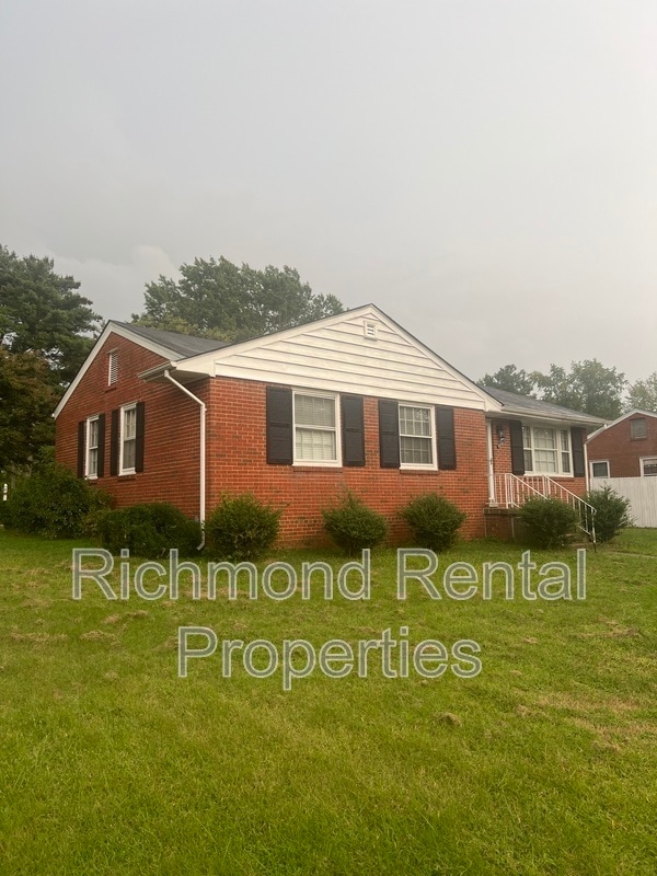 Building Photo - 5021 Thrush Ln