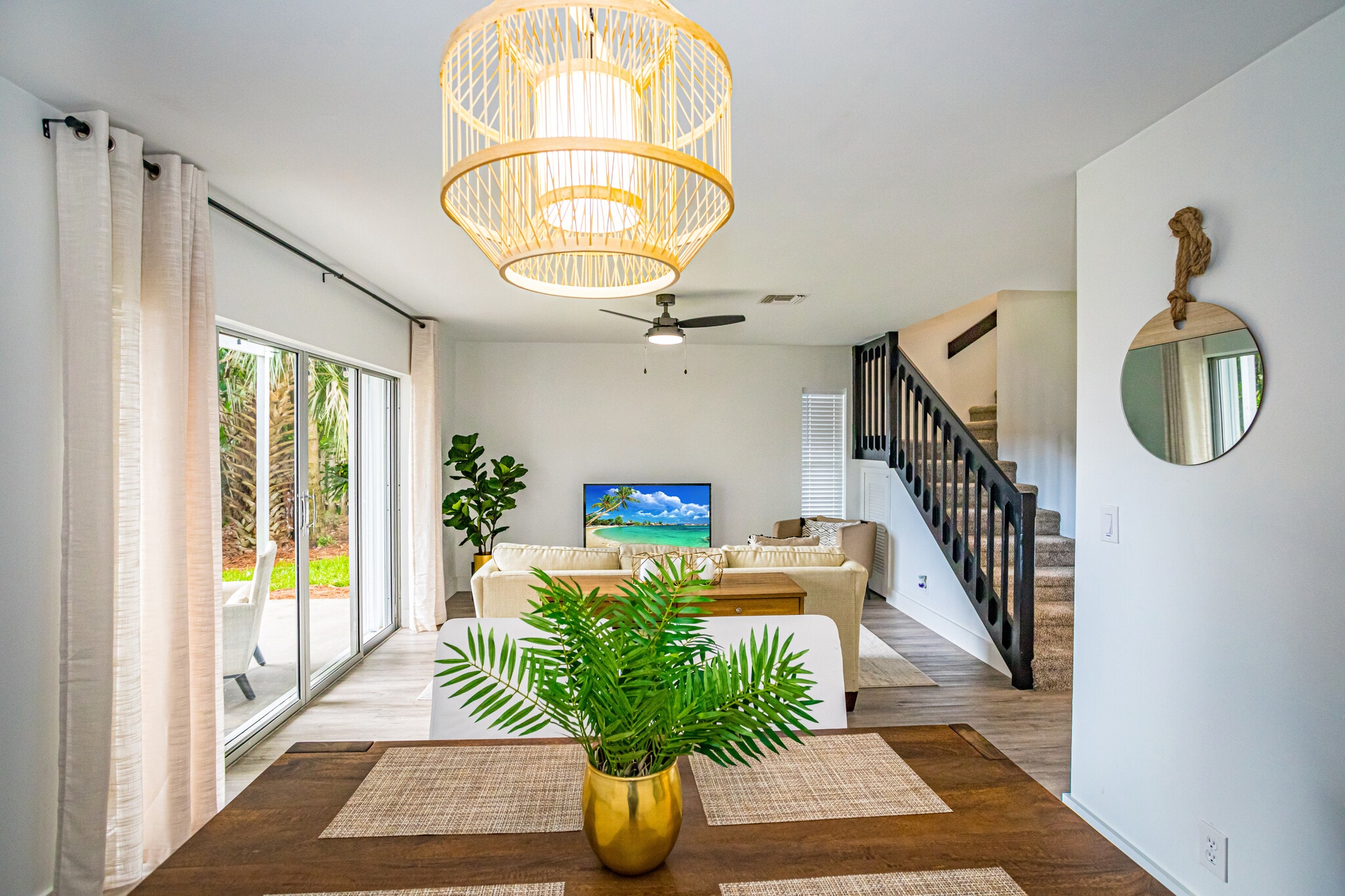 Building Photo - 9341 Green Meadows Way