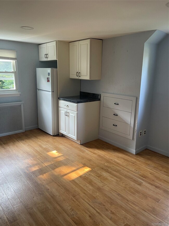 Building Photo - 140 Nassau Ave