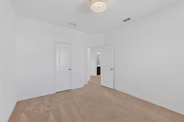 Building Photo - 2249 English Ivy Rd